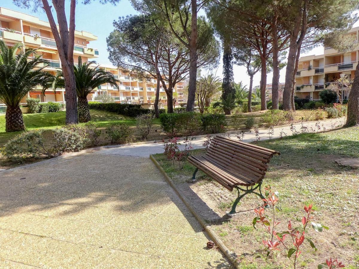 Apartment Cote D'Azur-16 By Interhome Bormes-les-Mimosas Exteriör bild